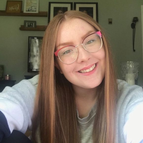 Meet your Posher, Emma - Picture 1 of 1